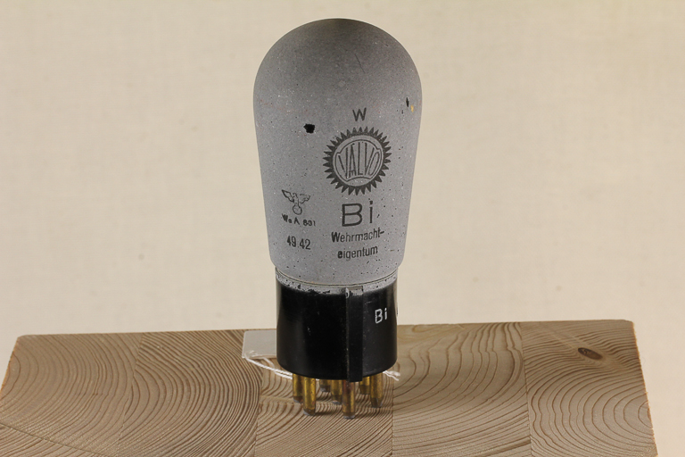 valvola per radio tedesca